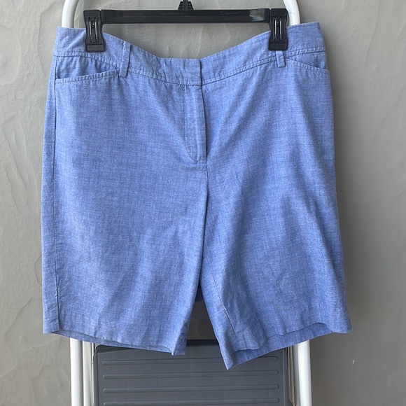 Talbots Chambray Perfect Short Blue 10P - Picture 1 of 7